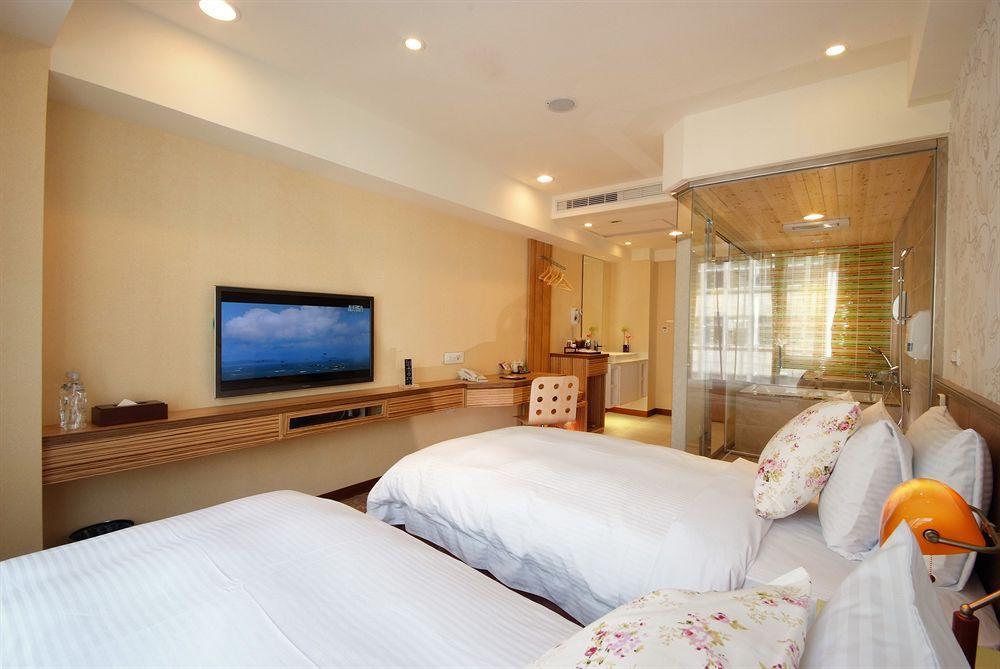Nagahiro Hotel Taipei Bagian luar foto