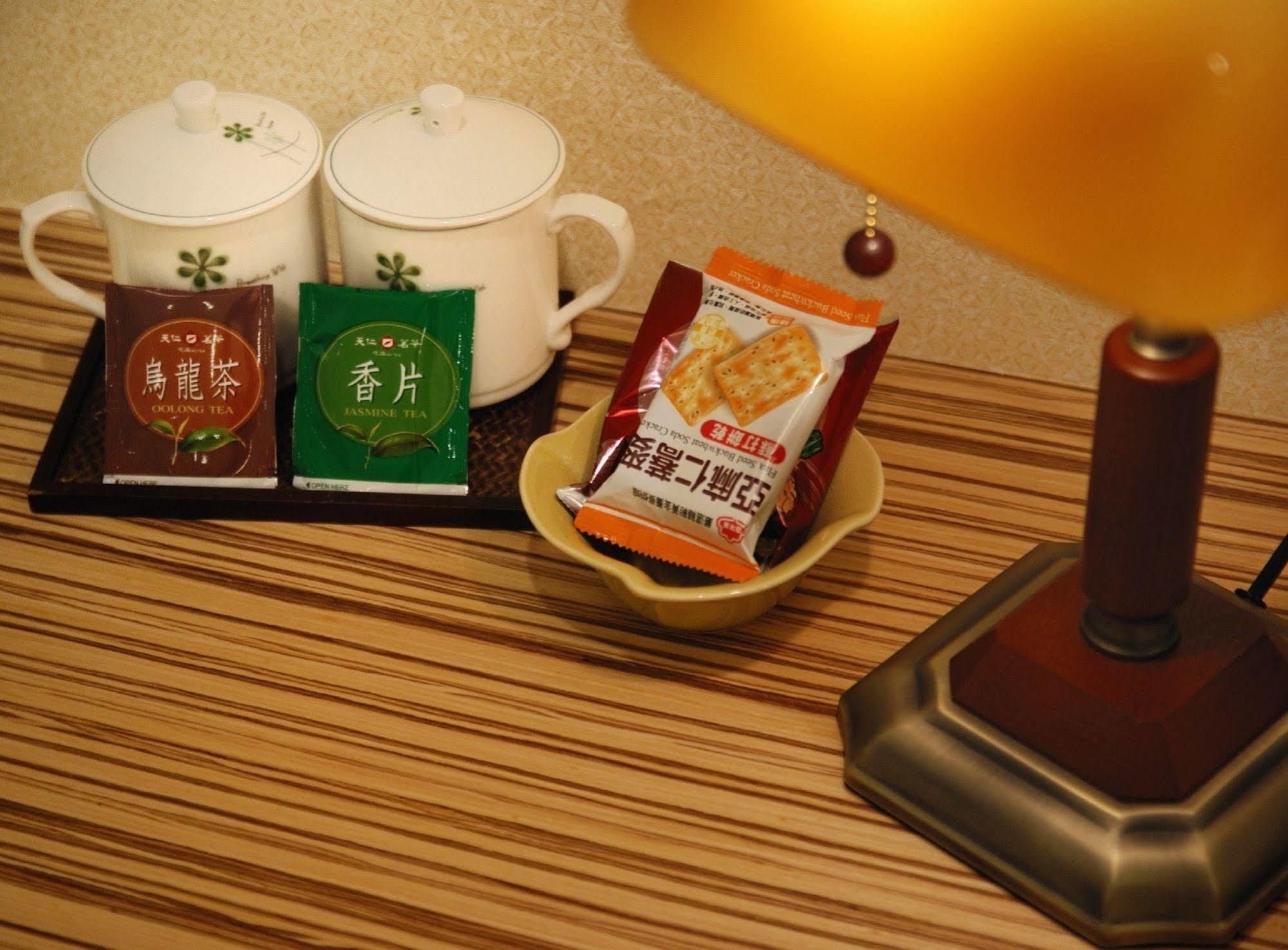 Nagahiro Hotel Taipei Bagian luar foto